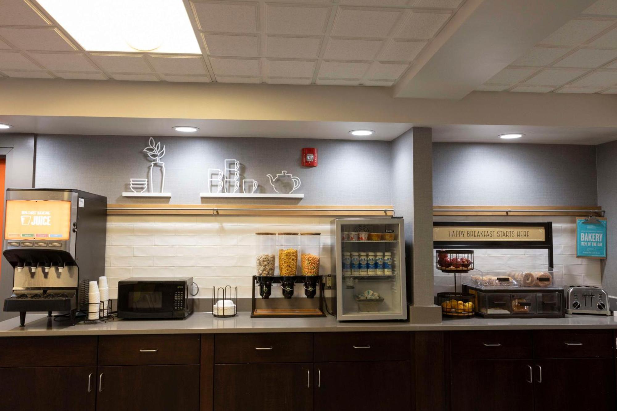 Hampton Inn Kent/Akron Area Exterior photo