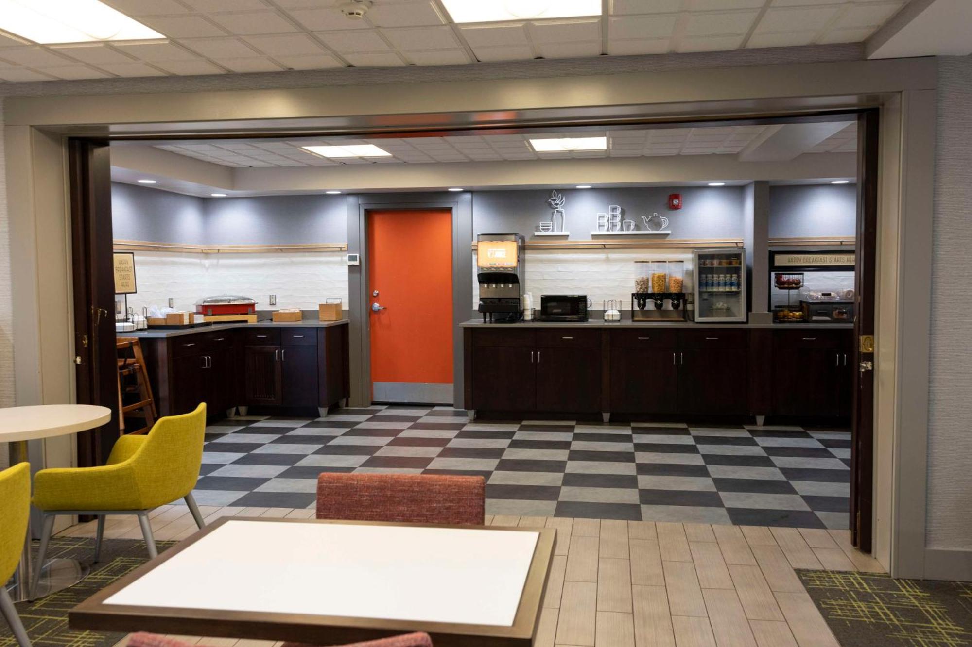 Hampton Inn Kent/Akron Area Exterior photo